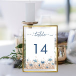Tarjeta De Mesa Flores de maíz azul y crema de trigo Boda moderno<br><div class="desc">Los cornflores azules suaves que florecen en un suave campo marrón de hierbas secas hacen de esta simple tarjeta número de mesa boda moderna, aunque rústica y única. Casi se puede sentir la suave brisa moviendo las hierbas. Los tonos tierra y el blues son sencillos pero elegantes, la combinación perfecta....</div>