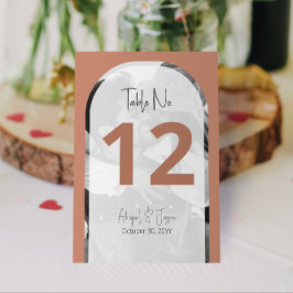 Tarjeta De Mesa Foto Boda con arcos de Terra Cotta minimalista