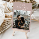 Tarjeta De Mesa Foto y nombre de destino de viaje de boda<br><div class="desc">Añada un toque especial de acabado a las mesas de la recepción de su boda con estas tarjetas de número de la mesa de fotos del personalizado. Asigne un nombre a cada tabla después de un destino de viaje memorable y agregue una foto y el nombre de destino a estos...</div>