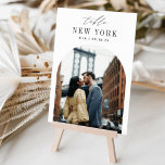 Tarjeta De Mesa Foto y nombre de destino de viaje de boda<br><div class="desc">Añada un toque especial de acabado a las mesas de la recepción de su boda con estas tarjetas de número de la mesa de fotos del personalizado. Asigne un nombre a cada tabla después de un destino de viaje memorable y agregue una foto y el nombre de destino a estos...</div>