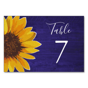 Tarjeta De Mesa Girasol sobre Madera Rústica Azul Marino de Boda