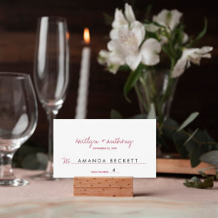 Tarjeta De Mesa Guión moderno Viva Magenta Boda minimalista