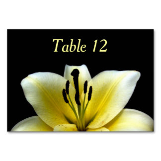 Tarjeta De Mesa Hermosa Elegante Amarillo sobre Flor Negra
