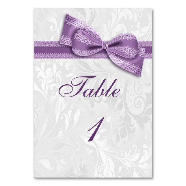 Tarjeta De Mesa Lazo Falso Morado y Damasco Blanco (Anverso)