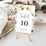 Tarjeta De Mesa Magnolia y Boda de guiones florales de Rubor<br><div class="desc">Diseño moderno y elegante impreso Whimsical Arch Frame White Magnolia y Rubor Pink Floral Script Boda Número de tabla que se puede personalizar con tu texto y añadir cada tarjeta de número de tabla a tu carrito, uno por uno. Haga clic en el botón "Personalizar" y utilice nuestra herramienta de...</div>