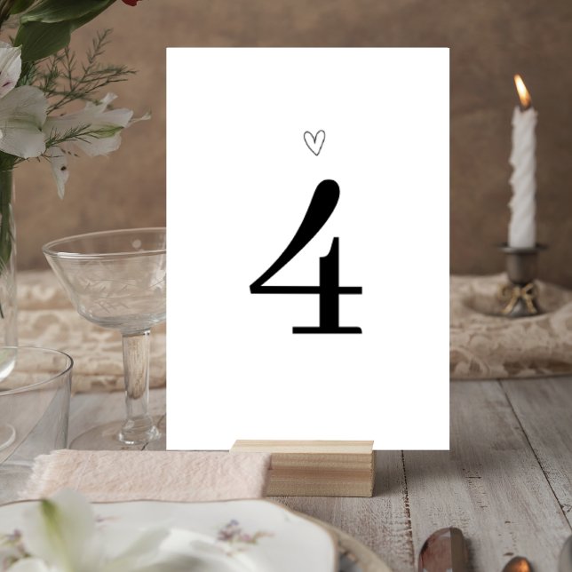 Tarjeta De Mesa Minimalist Wedding Table Number Card with Heart (Subido por el creador)