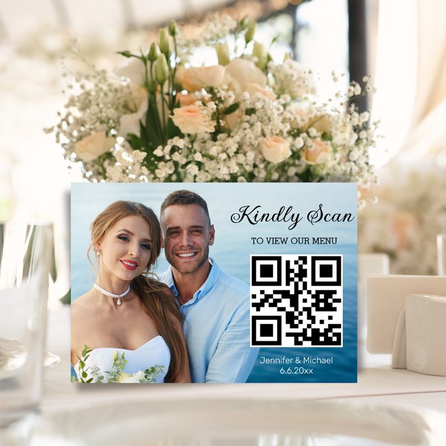 Tarjeta De Mesa moda de foto de menú simple mínima de código qr bo (Subido por el creador)