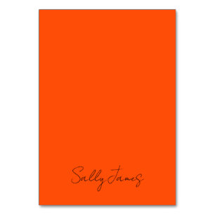 Tarjeta De Mesa Moda Naranja moderno y nombre de firma negro