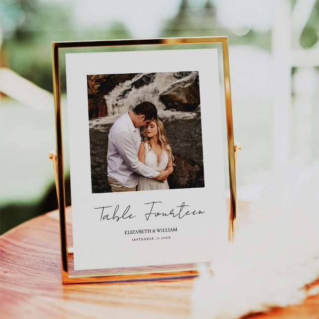 Tarjeta De Mesa Moderno Boda de fotografía con caligrafía mínima (Subido por el creador)