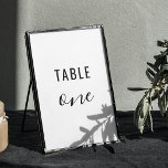 Tarjeta De Mesa Moderno boda de tipografía minimalista simple y li<br><div class="desc">Número de tabla de boda de tipografía simple y blanca y negra. Idóneo para una temática minimalista y moderna de boda. Por favor,  contáctame si necesitas artículos adicionales.</div>
