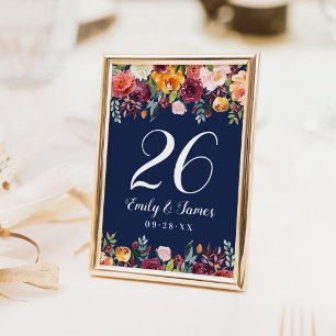 Tarjeta De Mesa Monograma Floral de Boda Otoñal Burgundy Rústico M