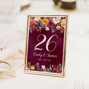 Tarjeta De Mesa Monograma Floral de Boda Otoñal Rústico de Borgoña