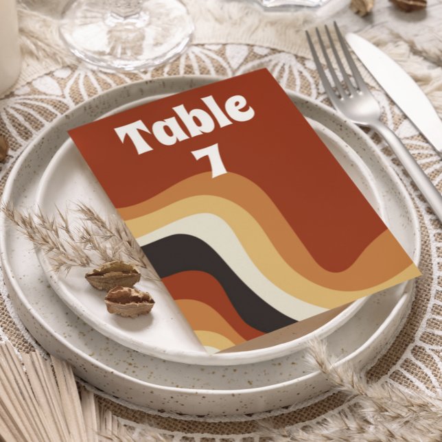 Tarjeta De Mesa Naranja Groovy Boda Retro 70 con Wavy Burnt (Subido por el creador)