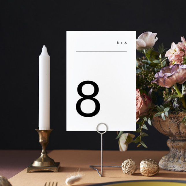 Tarjeta De Mesa Negro sobre blanco simple llanura moderna Premium  (Subido por el creador)