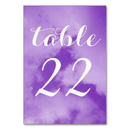 Tarjeta De Mesa Nubes Moradas Teñidas Bonitas y Esponjosas Numerad
