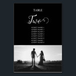 Tarjeta De Mesa Número de tabla de Boda de fotografías de guiones<br><div class="desc">Un hermoso diseño de guiones de caligrafía en blanco y negro que muestra la foto de la pareja. Un moderno diseño fotográfico de pareja boda con simples elementos minimalistas. Un diseño de número de tabla moderno y boda ideal para todo aquel que ame la caligrafía de guiones, diseños en blanco...</div>