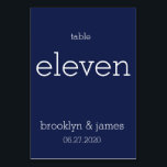 Tarjeta De Mesa Números de tabla de Boda moderno azul de la Marina<br><div class="desc">Números de tabla de boda modernos azul marino con texto de personalizable</div>