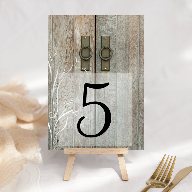 Tarjeta De Mesa Números de tabla de casamiento de campo de puertas (These rustic table numbers are perfect for your farm style or barn party celebration event.)