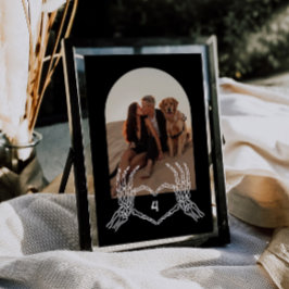Tarjeta De Mesa Números de tabla de fotos del esqueleto gótico del