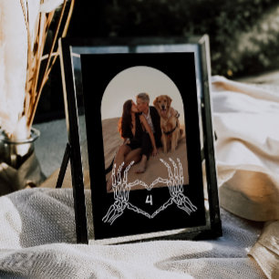 Tarjeta De Mesa Números de tabla de fotos del esqueleto gótico del