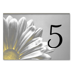Tarjeta De Mesa Números de tabla de resaltados de flores amarillas
