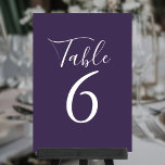 Tarjeta De Mesa Números de tabla púrpura de guiones elegantes<br><div class="desc">Estos elegantes números de tabla púrpura se pueden personalizar con letras blancas de moda. Diseñado por Thisisnotme©</div>