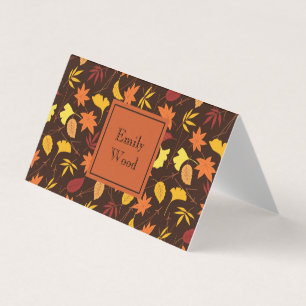 Tarjeta de mesa personalizada con hojas de otoño a