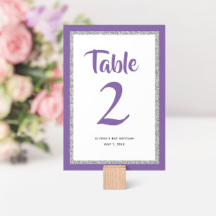Tarjeta De Mesa Purpurinoso Bat Mitzvah Morado y Plata