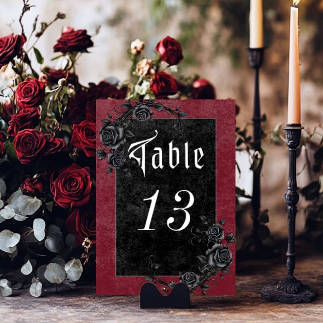 Tarjeta De Mesa Raven negro gótico y Boda de vino Rosa (Gothic Black Raven & Roses Wine Wedding Table Number)