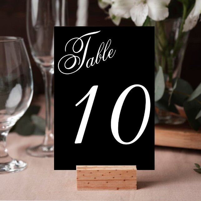 Tarjeta De Mesa Recepción de la boda de guiones elegantes en blanc (Black & White Elegant Script Wedding Reception Table Number)