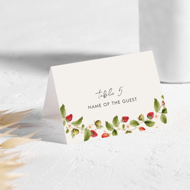 Tarjeta De Mesa Red Sweet Wild Strawberry Wedding Place Card (Subido por el creador)