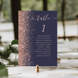 Tarjeta De Mesa Rosa azul oscuro Purpurina de oro Boda<br><div class="desc">El borde izquierdo de esta elegante y moderna tarjeta boda número de mesa tiene un borde rosa de imitación de oro purpurina. La palabra "tabla" aparece en un guión de escritura manual subió de color rosa y caprichoso sobre un fondo azul oscuro. Agregue los nombres de los invitados que se...</div>