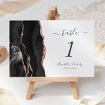 Tarjeta De Mesa Rosa negro Boda de Agate de Oro<br><div class="desc">El borde izquierdo de esta elegante y moderna tarjeta boda número de mesa cuenta con un borde de barra de acuarela negra recortado con un falso purpurina de oro rosa. El texto del personalizable combina la escritura a mano gris a carbón y las fuentes cursiva y de copperplate en un...</div>