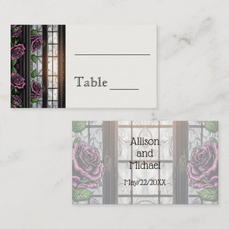Tarjeta De Mesa Rosas púrpuras por la ventana - boda de estilo gót