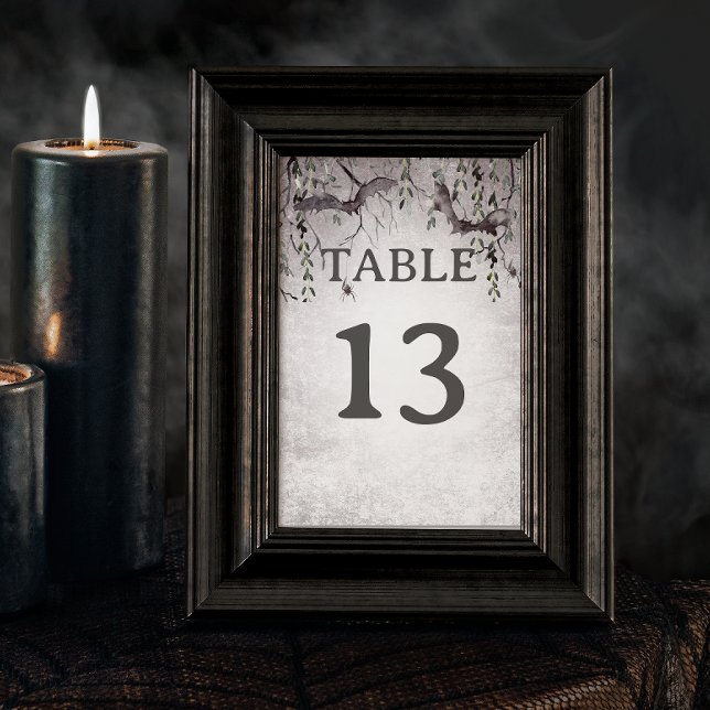 Tarjeta De Mesa Rústico Gótico Negro y Borgoña Boda de Halloween (Rustic Gothic Black & Burgundy Halloween Wedding Table Number)
