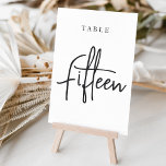 Tarjeta De Mesa Tabla con guiones de mano blanca y negra QUINCE<br><div class="desc">Las tarjetas de número de tabla simples y de moda en blanco y negro clásicos hacen una declaración elegante en su boda o evento. Las funciones de diseño "table [number]" se encuentran en una mezcla de letras clásicas de sif y manuscritas. El diseño se repite en ambos lados. Las tarjetas...</div>