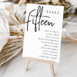 Tarjeta De Mesa Tabla con guiones manuales QUINCE   Nombres de inv<br><div class="desc">Las tarjetas de número de tabla simples y de moda en blanco y negro clásicos hacen una declaración elegante en su boda o evento. Las funciones de diseño "table [number]" se encuentran en una mezcla impresionante de letras clásicas de sif y manuscritas, con nombres de invitados individuales debajo. El diseño...</div>