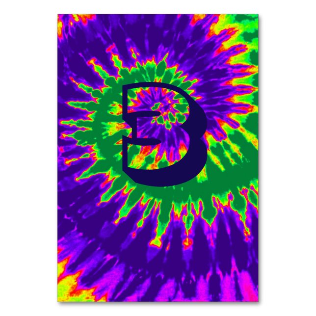 Tarjeta De Mesa Tabla tres Bodas de tinte de espiral morado y verd (Reverso)