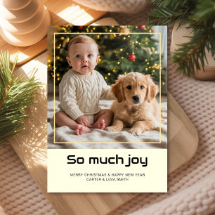 Tarjeta de Navidad alegre para bebé y mascota