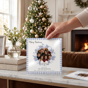 Tarjeta de Navidad con Corona de Pino Helado Azul