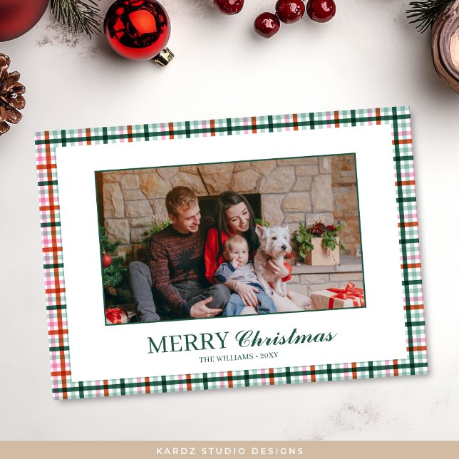 Tarjeta de Navidad con Cuadro Verde (Front of card shown in 5 x 7 inches. Personalize and choose paper style.)
