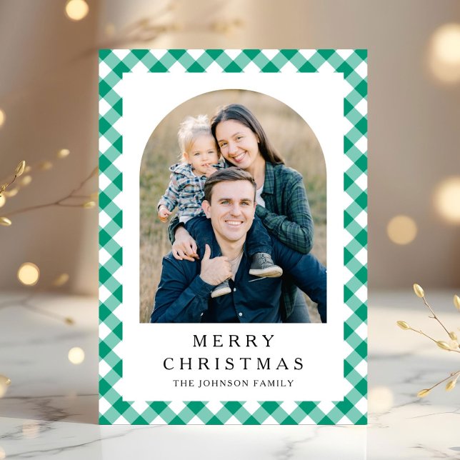 Tarjeta de Navidad con Foto de Gingham Verde Festi (Festive Green Gingham Photo Christmas Holiday Card)
