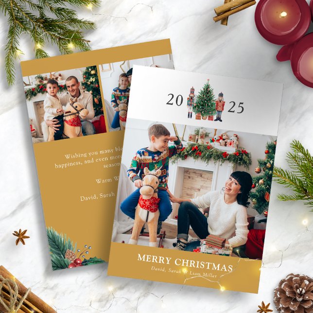 Tarjeta de Navidad de Colaje de Fotos Doradas de F (Gold Christmas 2025 Nutcracker Photo Collage Holiday Card by Painted Paperie
)