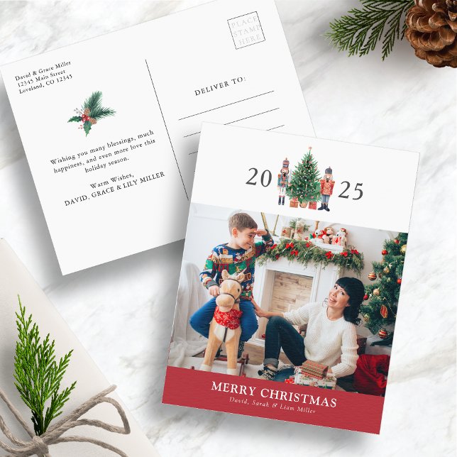 Tarjeta de Navidad Foto Postal de Vacaciones Feliz (Merry Christmas 2025 Nutcracker Red Photo Holiday Postcard
)