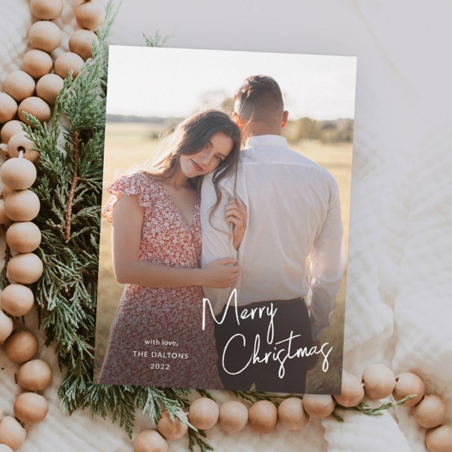 Tarjeta de Navidad moderna con letra manuscrita y  (Modern handwritten merry christmas script photo holiday card.)