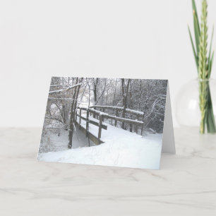 Tarjeta de Navidad nevada del puente del invierno