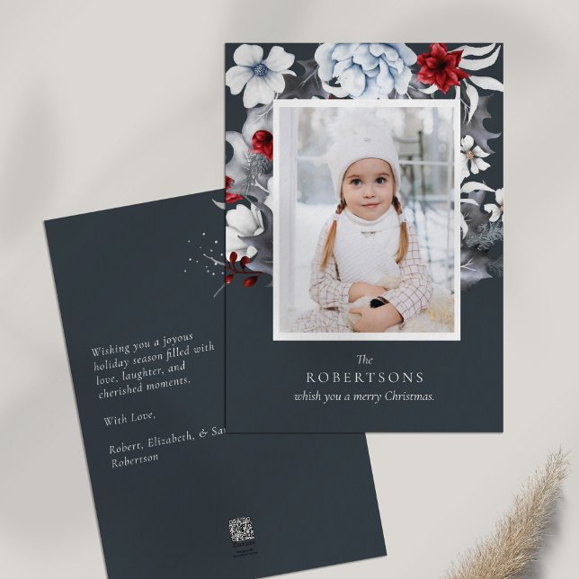 Tarjeta de Navidades botánicos del Blue Red White  (Blue Red White Holiday Botanical Christmas Card on white table.)