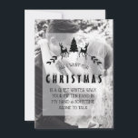 Tarjeta de Navidades de fotografía de pareja román<br><div class="desc">Tarjeta fotográfica Personalizado de Navidades Merriest</div>