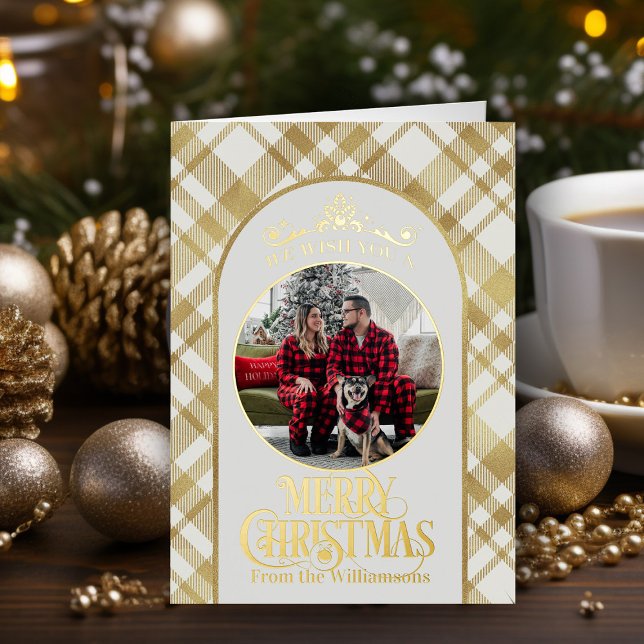 Tarjeta de Navidades de fotos de los deseos de nav (Elegant white and gold Merry Christmas holiday card personalized with photo and family name)