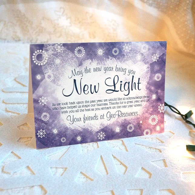 Tarjeta de Navidades de la compañía azul, copos de (Festive light blue company Christmas card with falling snowflakes. Frosty blue, white)
